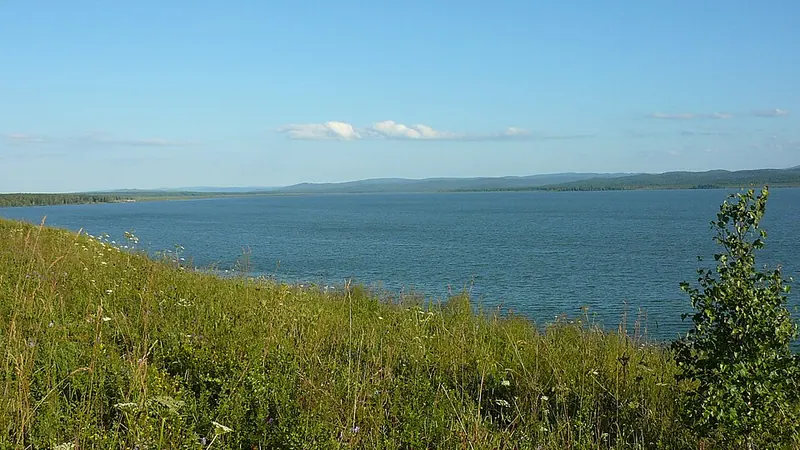Большой Берчикуль (озеро)