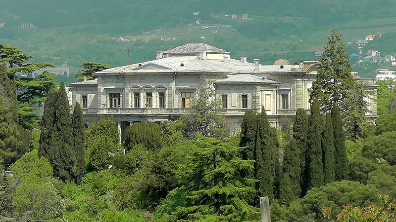 Дворец графа Мордвинова