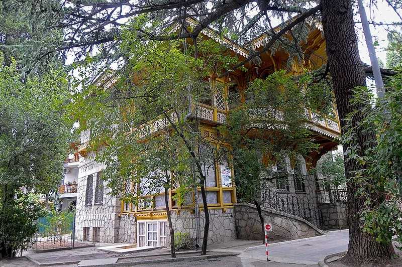 Особняк Лищинской