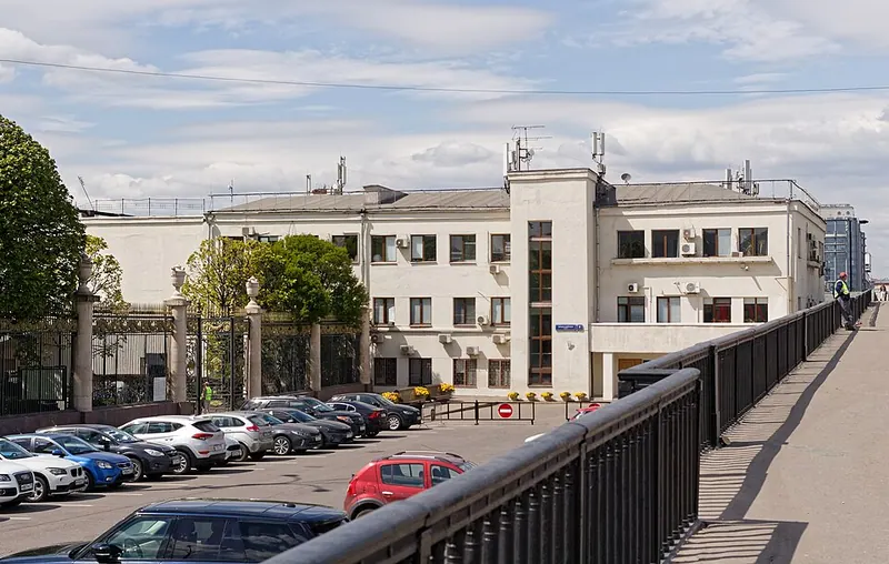 Здание администрации парка Горького