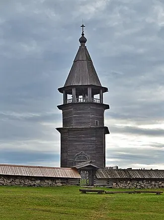 Колокольня Кижского погоста
