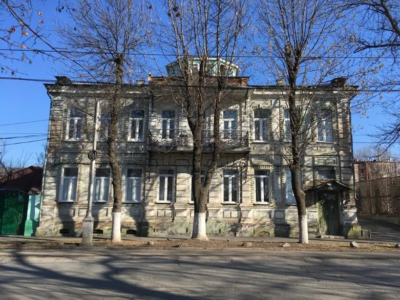 Дом Поповых