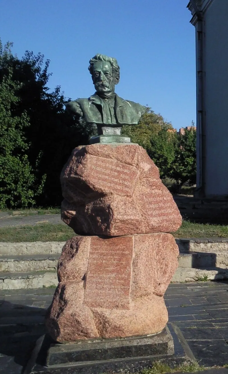 Могила Рафаэла Патканяна