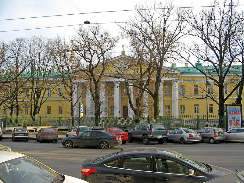 Главное здание Мариинской больницы