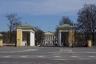 Пропилеи Смольного — фото 4