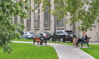 Сквер Строителей Москвы