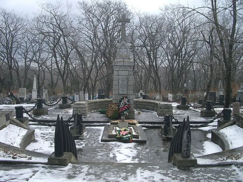 Морское кладбище (Владивосток)