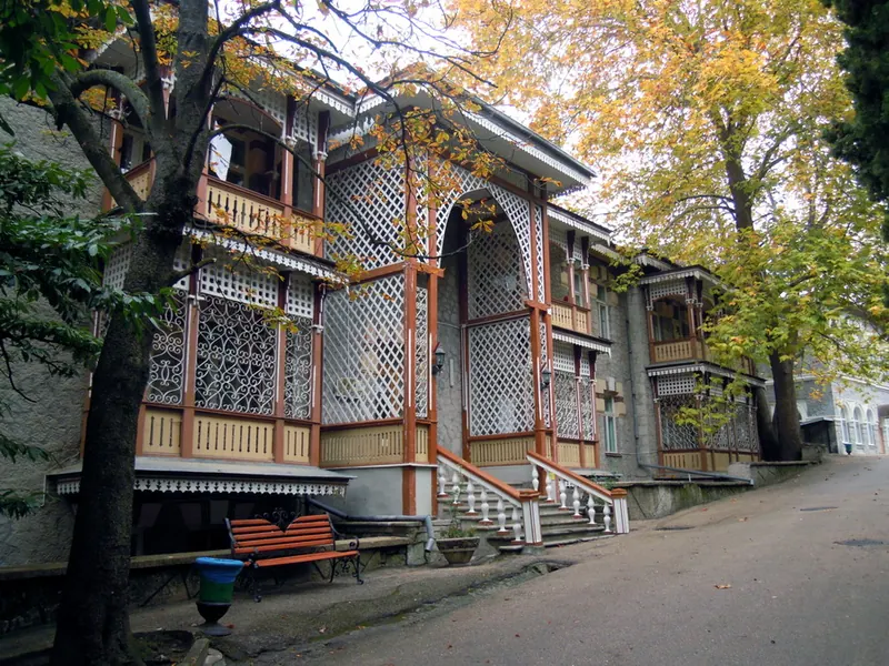 Платановый