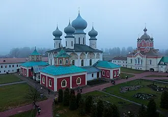 Церковь Воздвижения Креста Господня (Тихвин) — фото 2