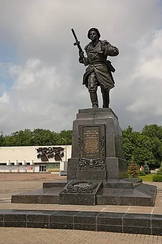 Могила Александра Матросова