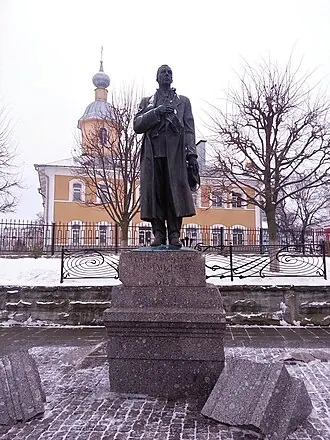 Памятник С. В. Рахманинову (Тамбов) — фото 2