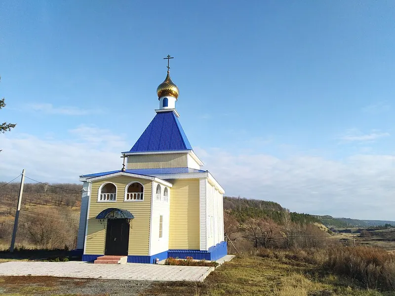 Храм равноапостольной Нины (Поника)