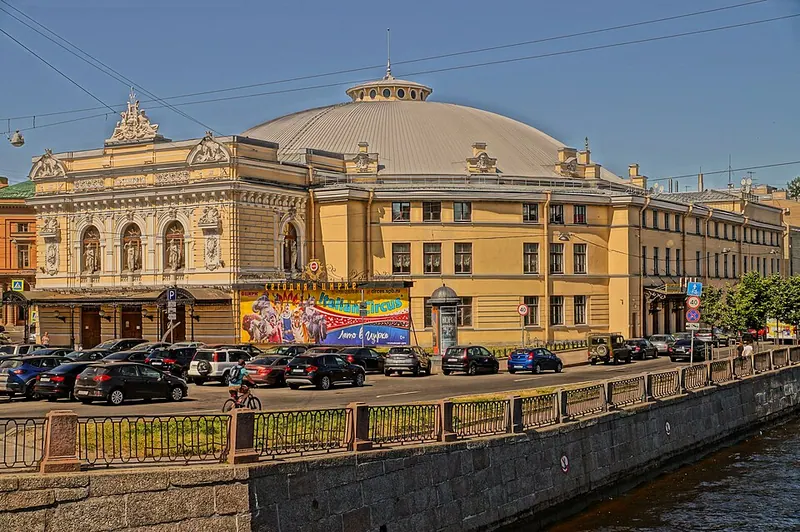 Здание цирка Чинизелли
