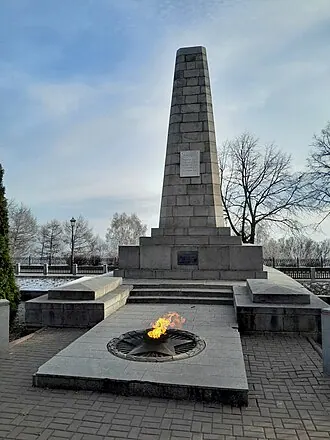 Обелиск погибшим в годы Гражданской войны