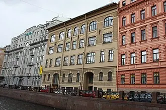 Здание училища при реформатских церквях — фото 4