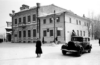 Памятники Максиму Горькому в Казани — фото 3