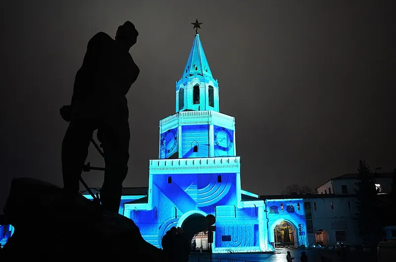 Памятники Мусе Джалилю в Казани