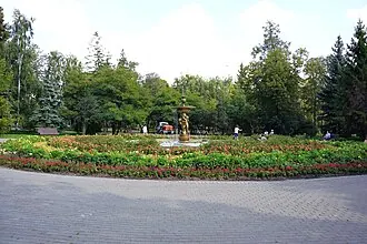 Фонтан XIX века в виде амуров в Ленинском саду — фото 3