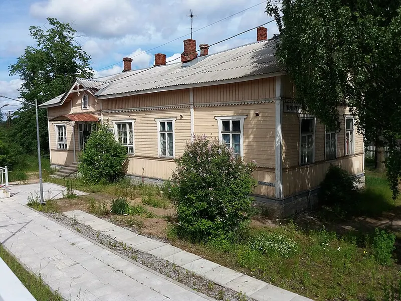 Здания станции Гвардейское