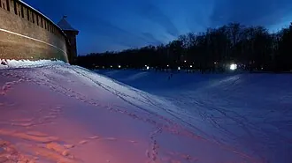 Прясло стены Новгородского Кремля между Воскресенской аркой и Златоустовской башней — фото 4