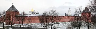 Прясло стены Новгородского Кремля между Владимирской и Фёдоровской башнями — фото 4