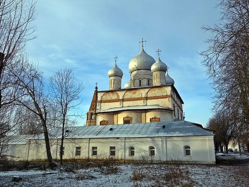 Восточный корпус при Знаменском соборе (Великий Новгород)
