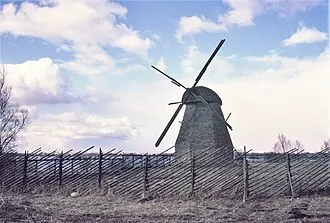 Ветряная мельница из деревни Ладощина — фото 2