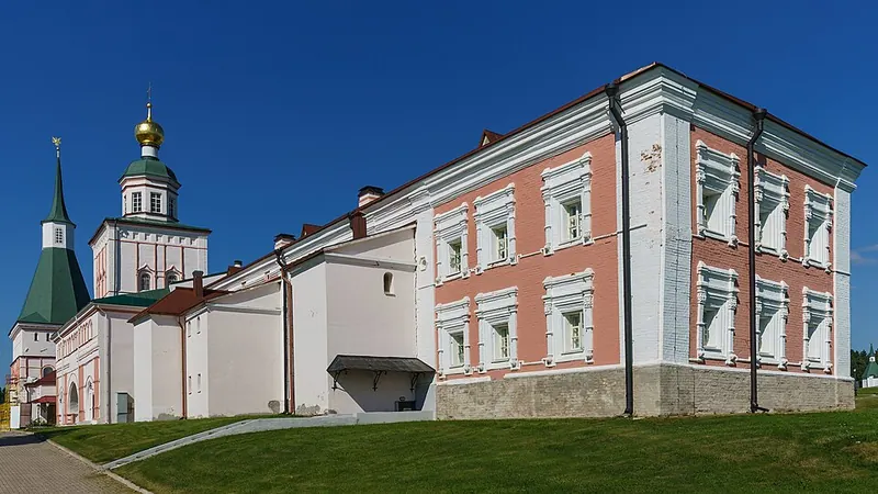 Братский корпус Валдайского Иверского монастыря