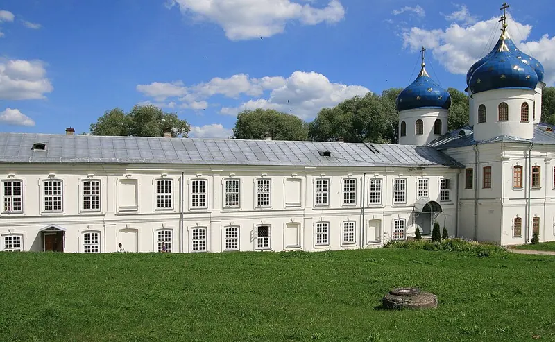Корпус келий наместника, казначея, ризничего и эконома