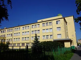 Здание школы (улица Ткачей, 9)