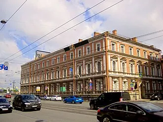 Здание казармы гвардейской конной артиллерии