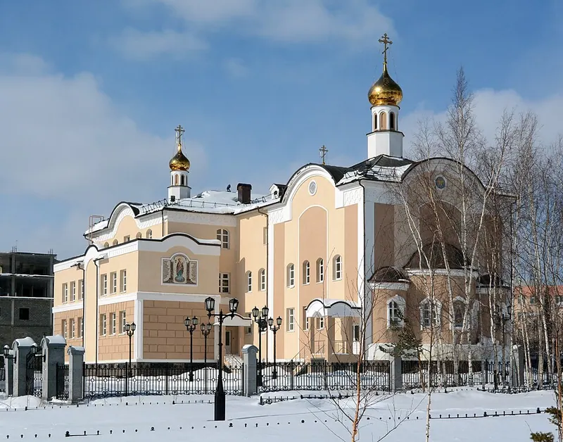Церковь Троицы Живоначальной (Мирный)