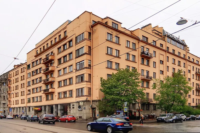Жилой дом специалистов «Иностранный ударник»