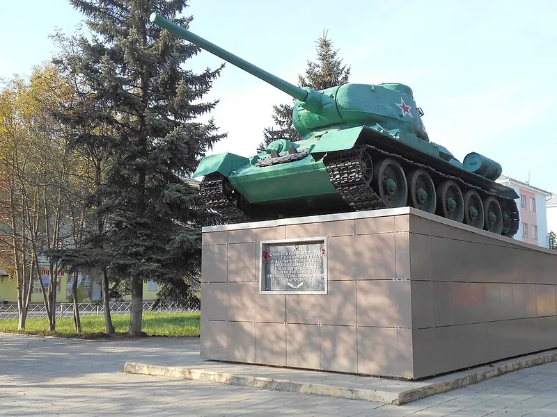 Памятник танку Т-34 (Ржев)