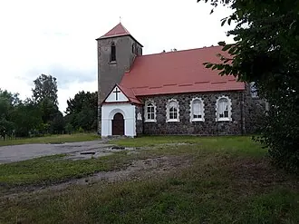 Кирха в Аугстагиррене