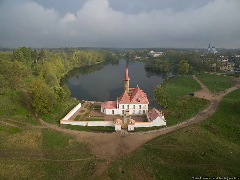 Приоратский парк