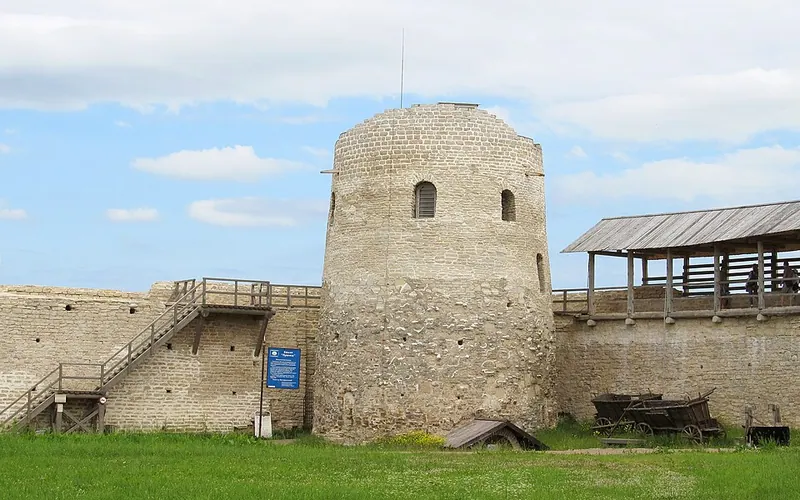 Луковка (башня)