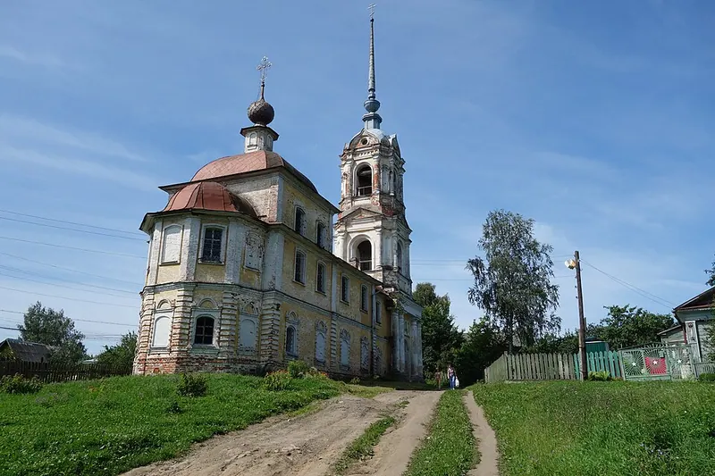 Крестознаменская церковь (Кашин)