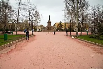 Памятник В. И. Ленину на площади Революции (Самара) — фото 4
