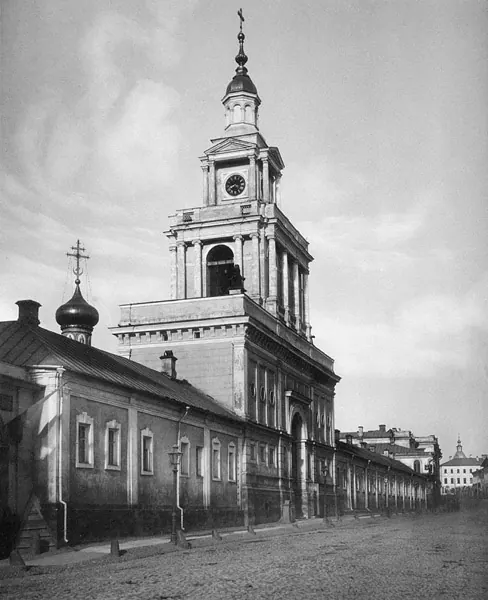 Церковь Воскресения Словущего на колокольне Никитского монастыря