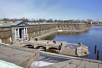 Невские ворота Петропавловской крепости — фото 4