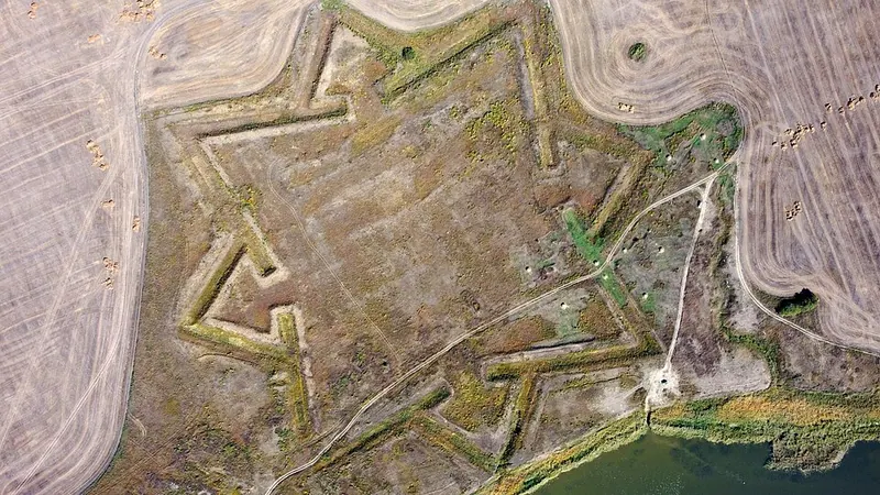 Покровская крепость