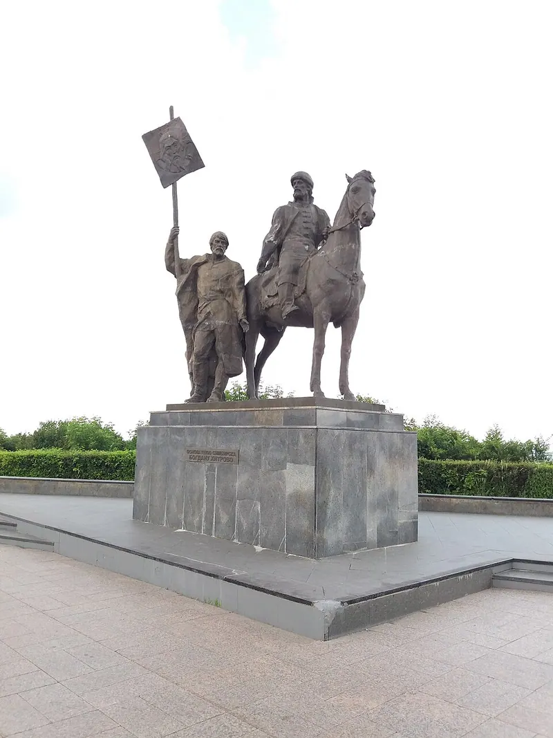 Памятник Б. М. Хитрово