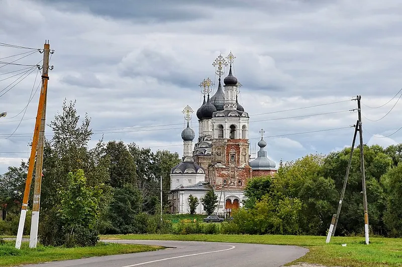 Церковь Пресвятой Троицы (Дединово)