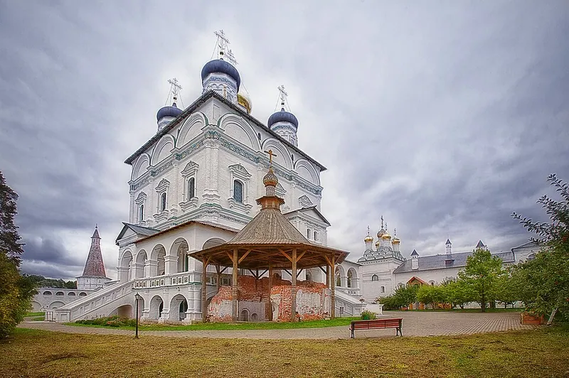 Иосифо-Волоцкий монастырь