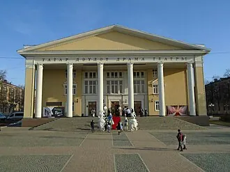 Альметьевский татарский государственный драматический театр