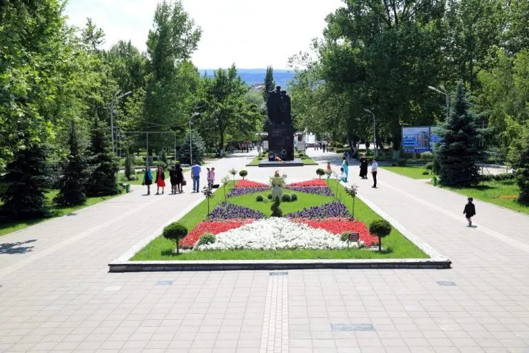 Парк культуры и отдыха имени Ленинского Комсомола (Махачкала)