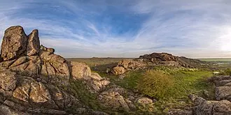 Каменные могилы