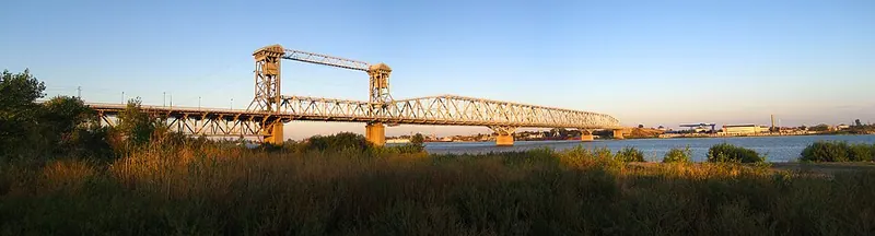 Астраханский мост (старый)