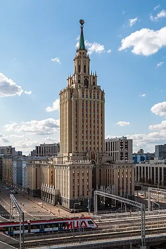 Ленинградская (гостиница)